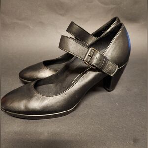 Ecco Black Leather Mary Jane Heels